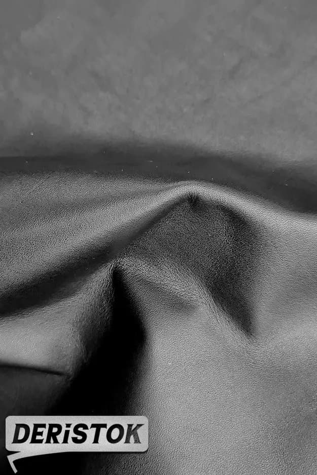 Astar Üstü Dana Derisi Siyah