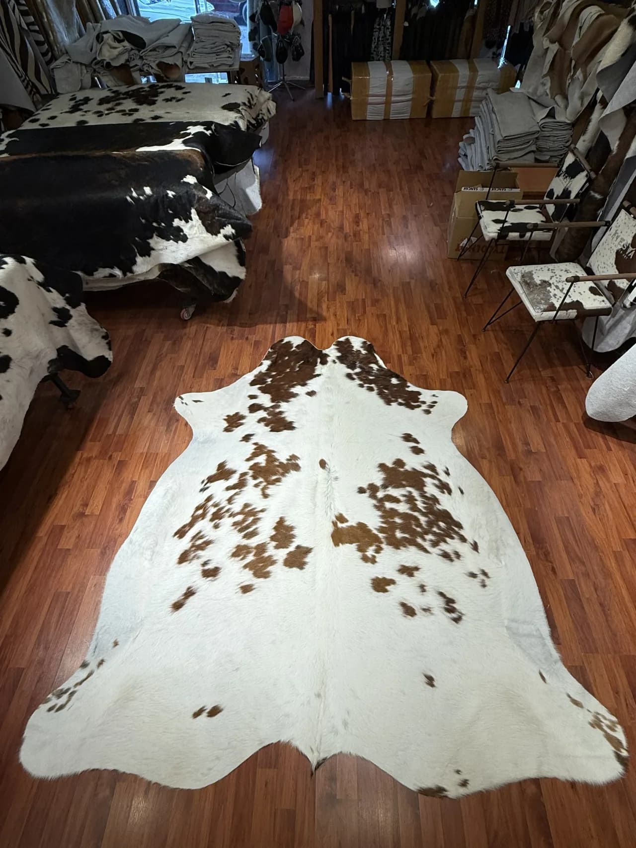 Fiesta Leather Art Hakiki Deri Dana Postu KAHVE BEYAZ200 x 230