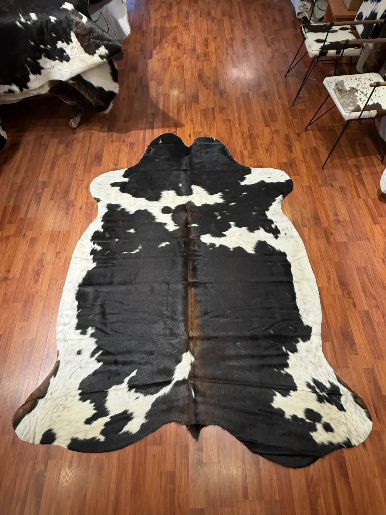 Fiesta Leather Art Hakiki Deri Dana Postu SİYAH BEYAZ 175 x 225